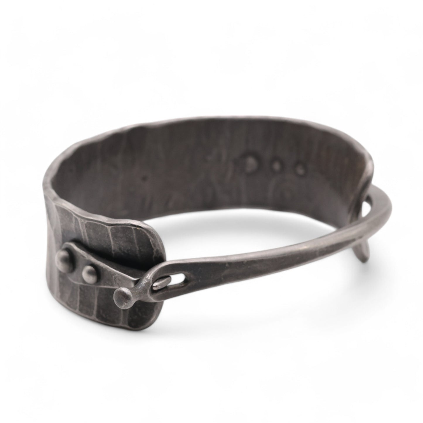 "Bark" texture bracelet with a clasp #1