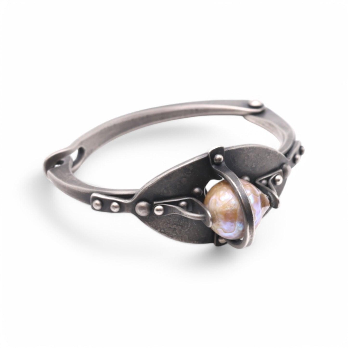 Natural Raw Pearl Bracelet with a clasp