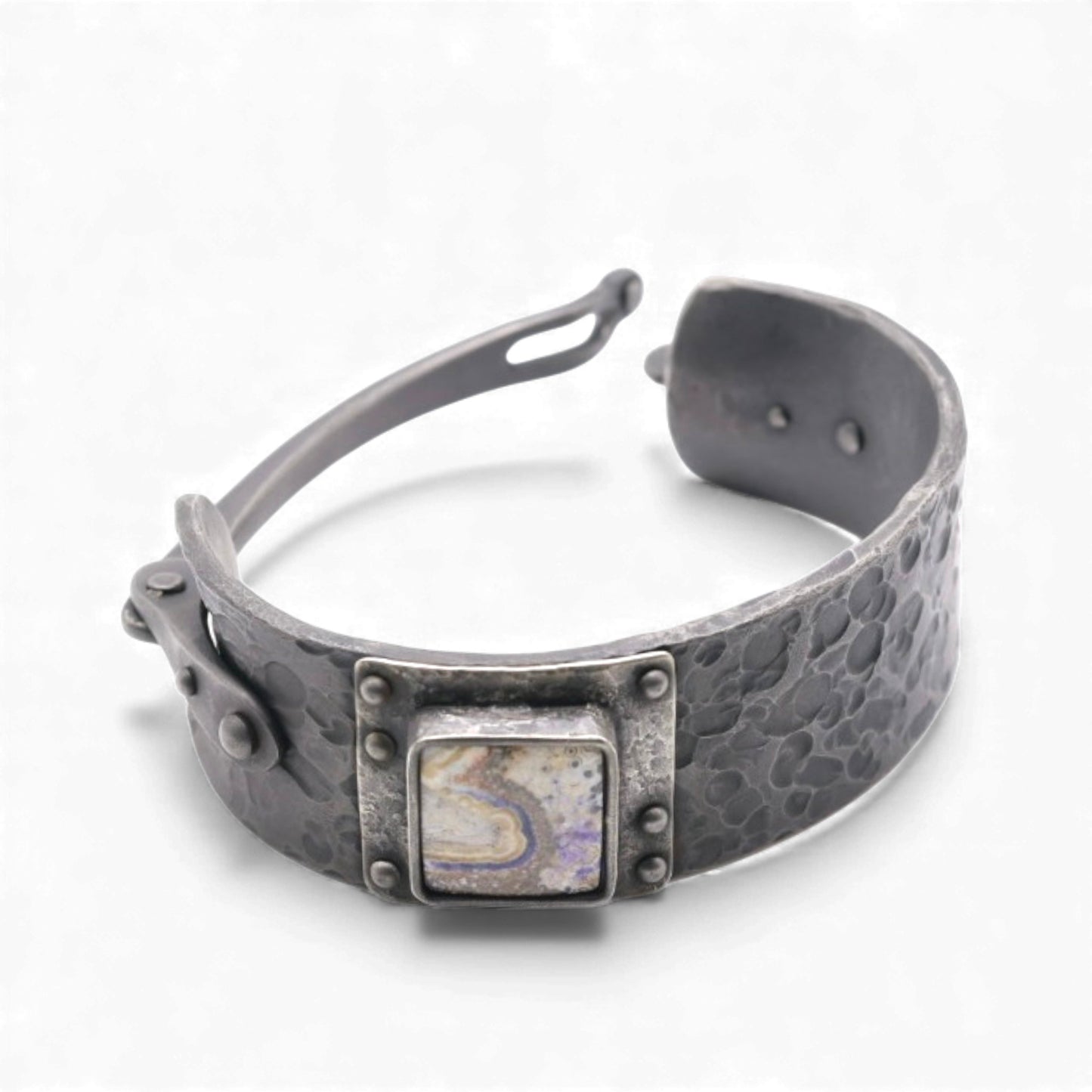 Chrysoprase wide Bracelet with a clasp