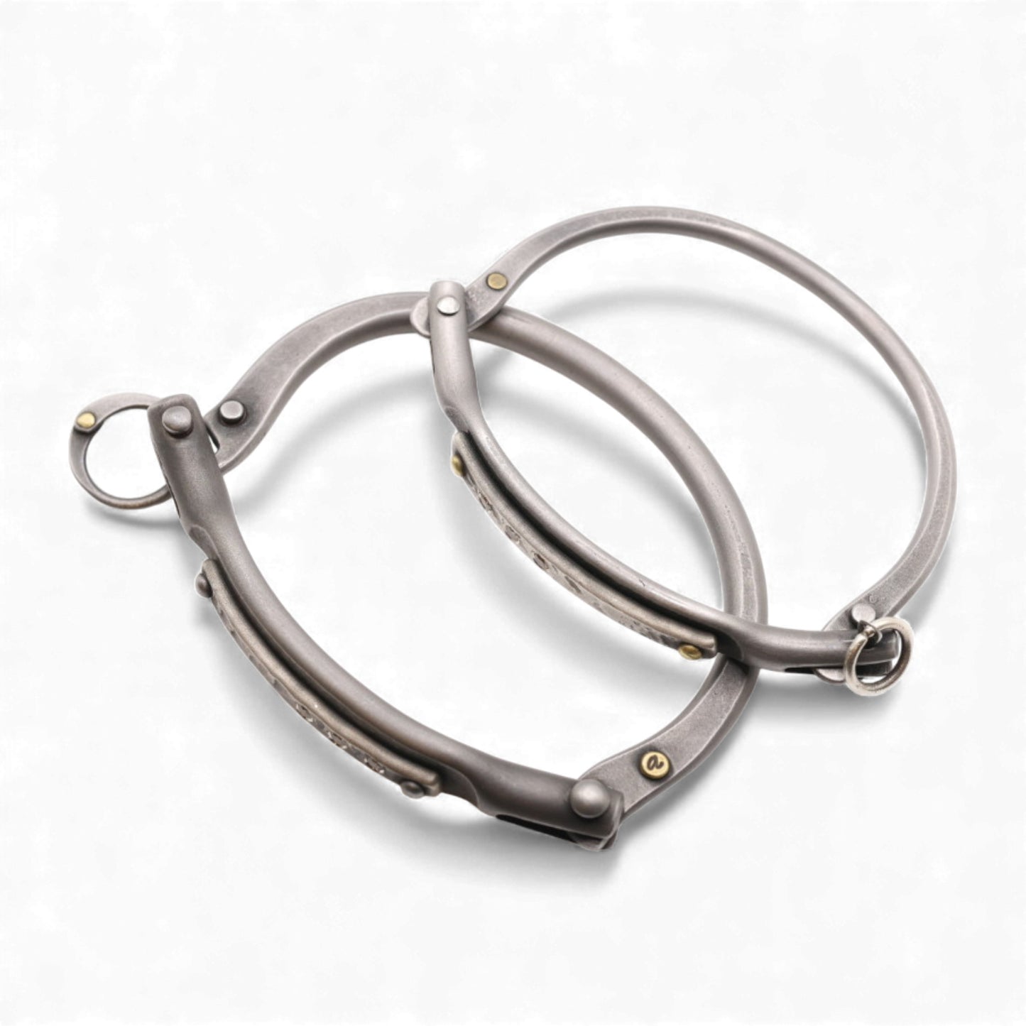 Hand-forged Diamonds Link II